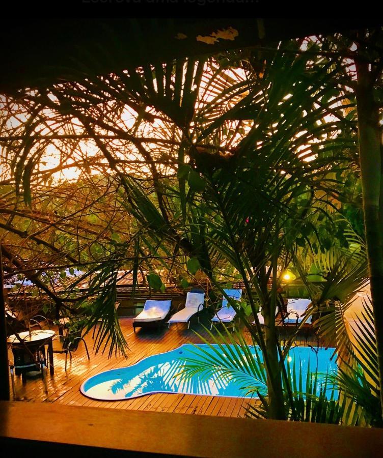 Pousada Aloha Beach House Praia do Rosa Buitenkant foto